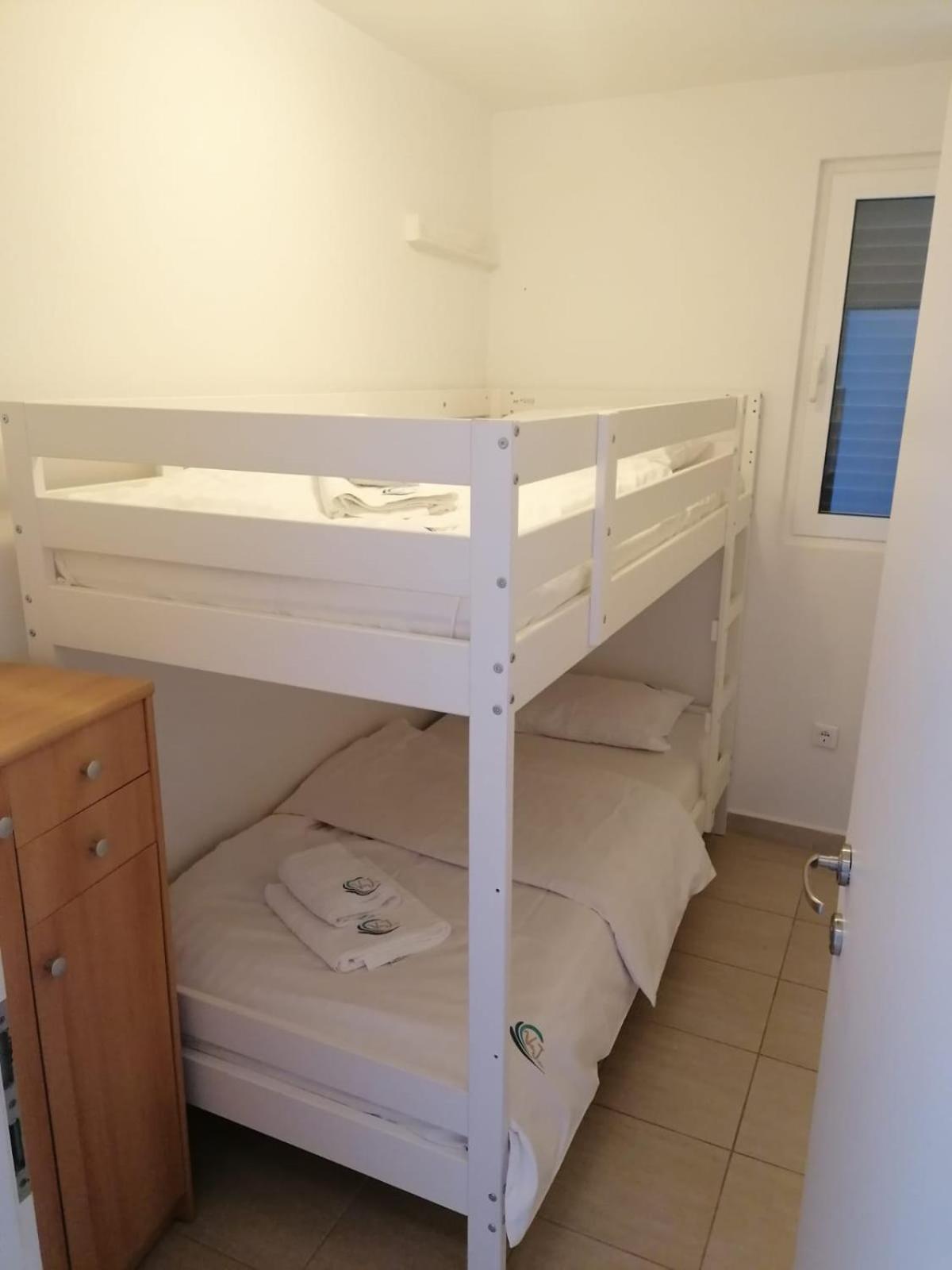 Apartments Villa Julia Трогир Экстерьер фото