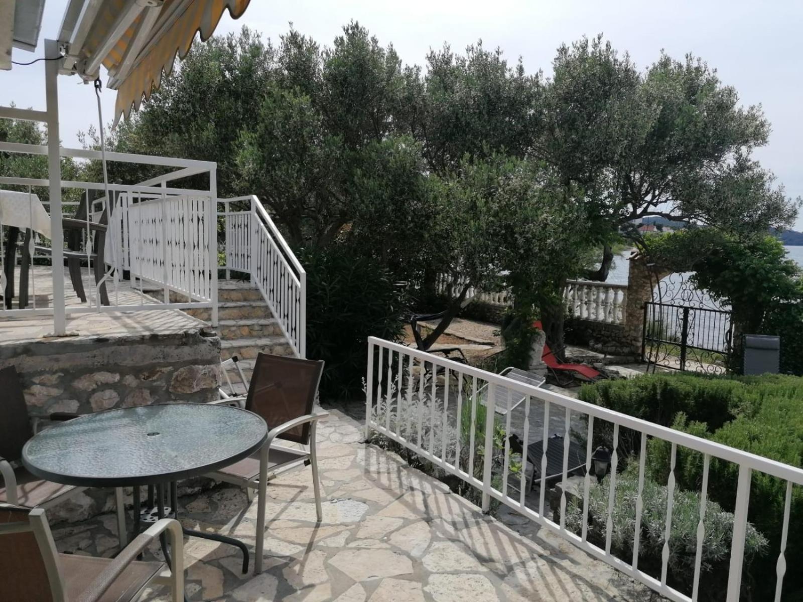 Apartments Villa Julia Трогир Экстерьер фото