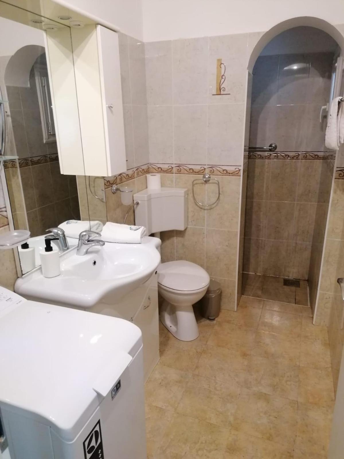 Apartments Villa Julia Трогир Экстерьер фото
