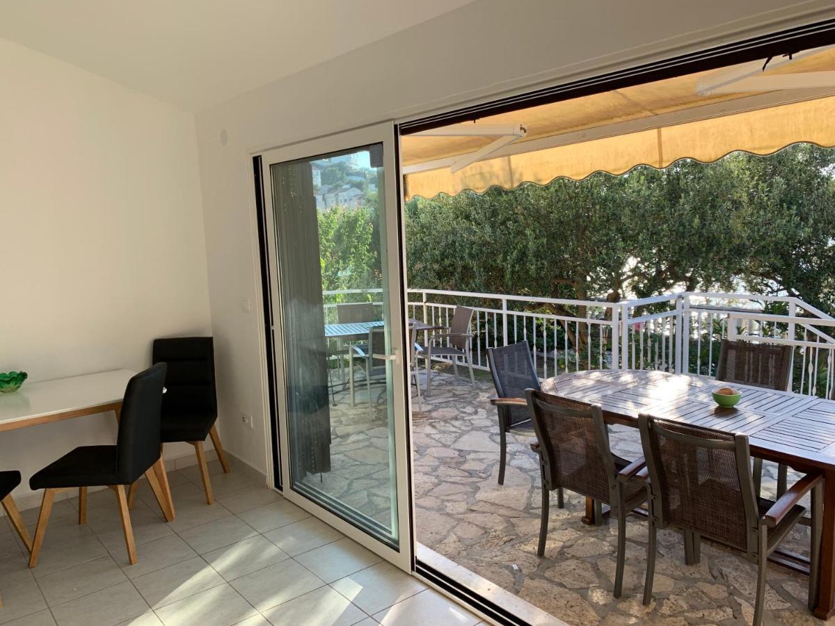 Apartments Villa Julia Трогир Экстерьер фото